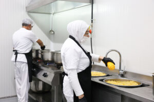 Guguklu merkez tesisi — makarna pişirme bölümü